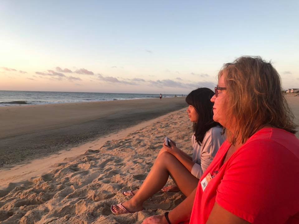 Laura+&+Chloe+on+the+beach